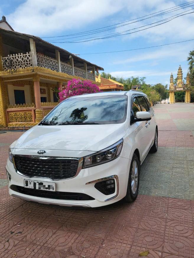 Thuê xe KIA du lịch 7 chỗ Thuê xe KIA du lịch 7 chỗ